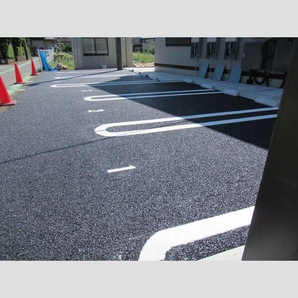 クレストⅠ 駐車場