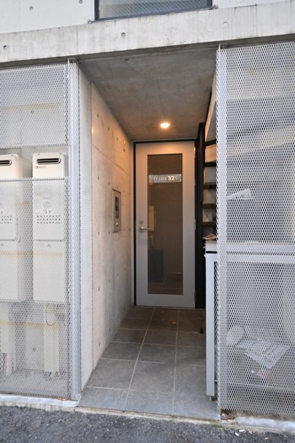 ｔｒｉａｓ３２１ エントランス