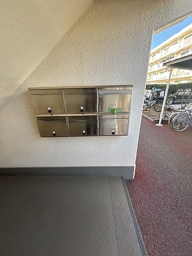 パールマンション船橋　１棟3階 集合郵便ポスト