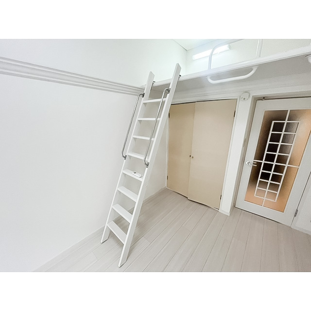 ネルソンパートⅤ106号室 リビング