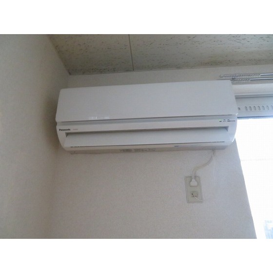 ツインズＢ棟0101号室 エアコン