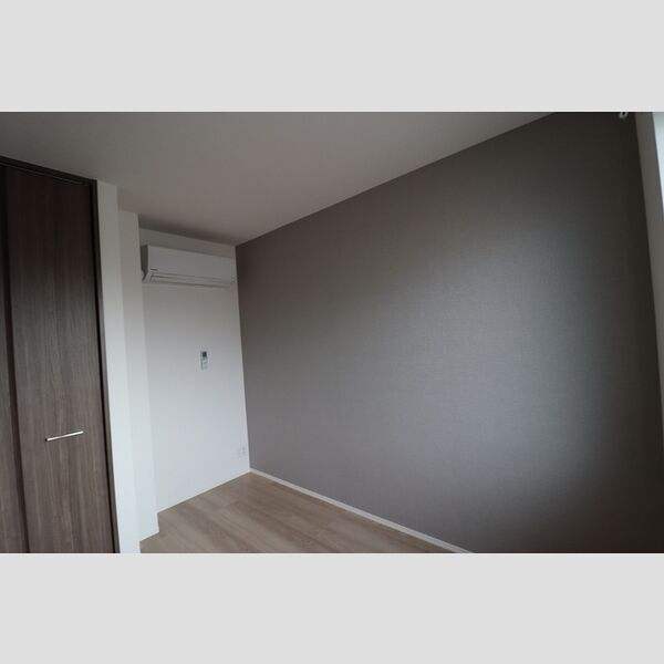 セレスティア白鳥307号室 洋室　約4.1帖