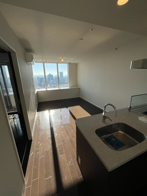 レジディアタワー上池袋（タワー棟）17階 リビング