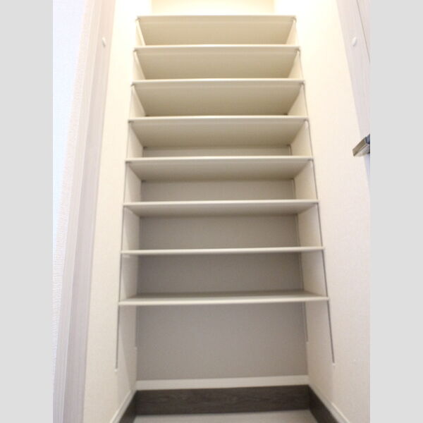 プルミエール101号室 シューズクローク