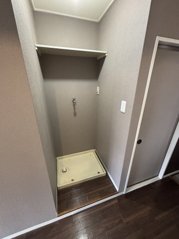 ハイツひるみF 玄関