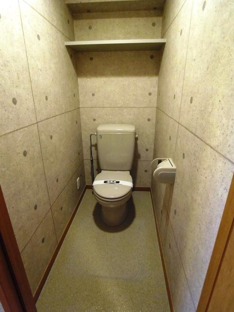 フェニックス三軒茶屋 トイレ