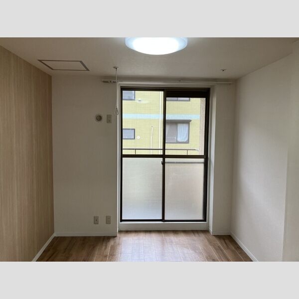 サンパーク816202号室 洋室