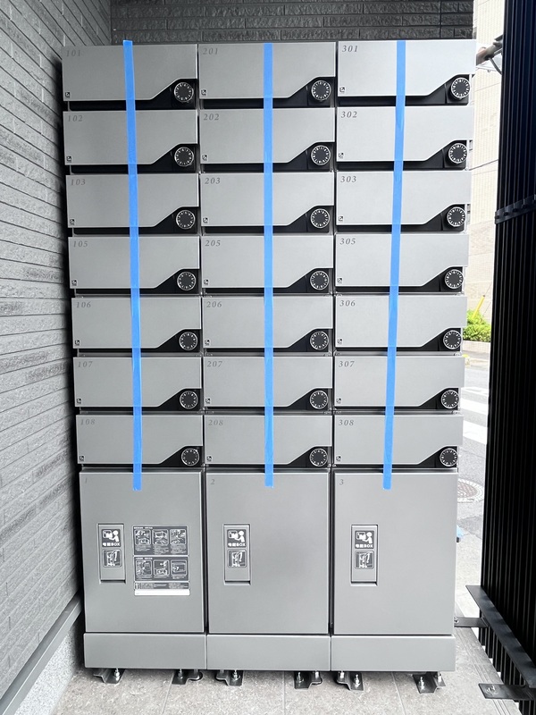 リブリ・西浦和1階 エントランス