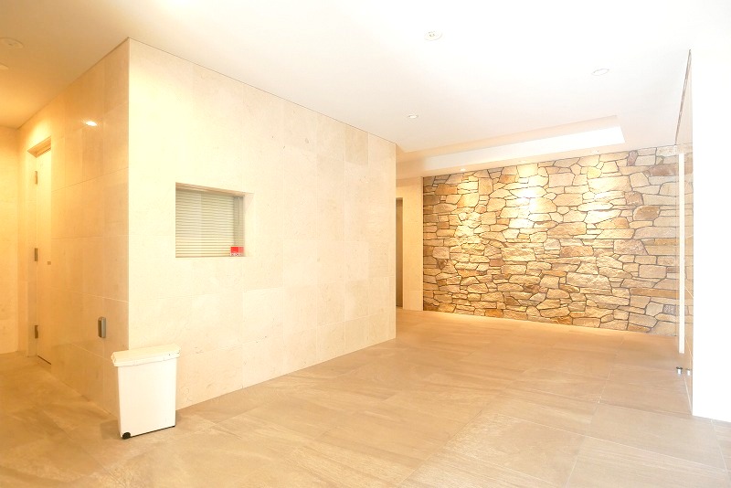 ジーベック東日暮里サウス 外観