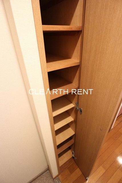 菱和パレス青山南6階 ☆シューズクローゼット☆