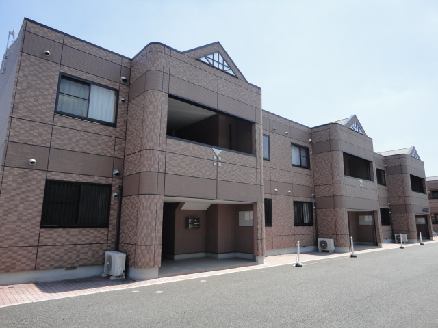 ガーデンヒルズNAKAYAMA参番館 外観写真（昼）