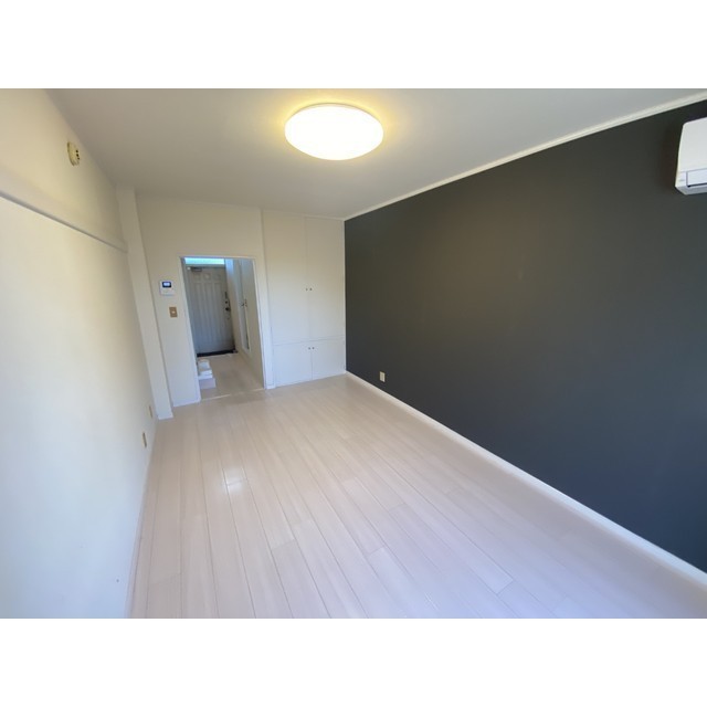 シャトーロマネ103号室 リビング