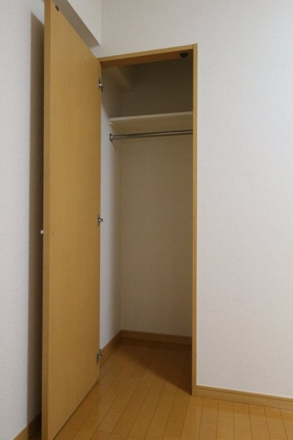 スカイコート神田第３2階 クローゼット