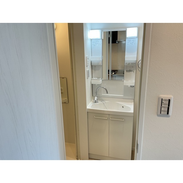 HALE伊勢原302号室 内観