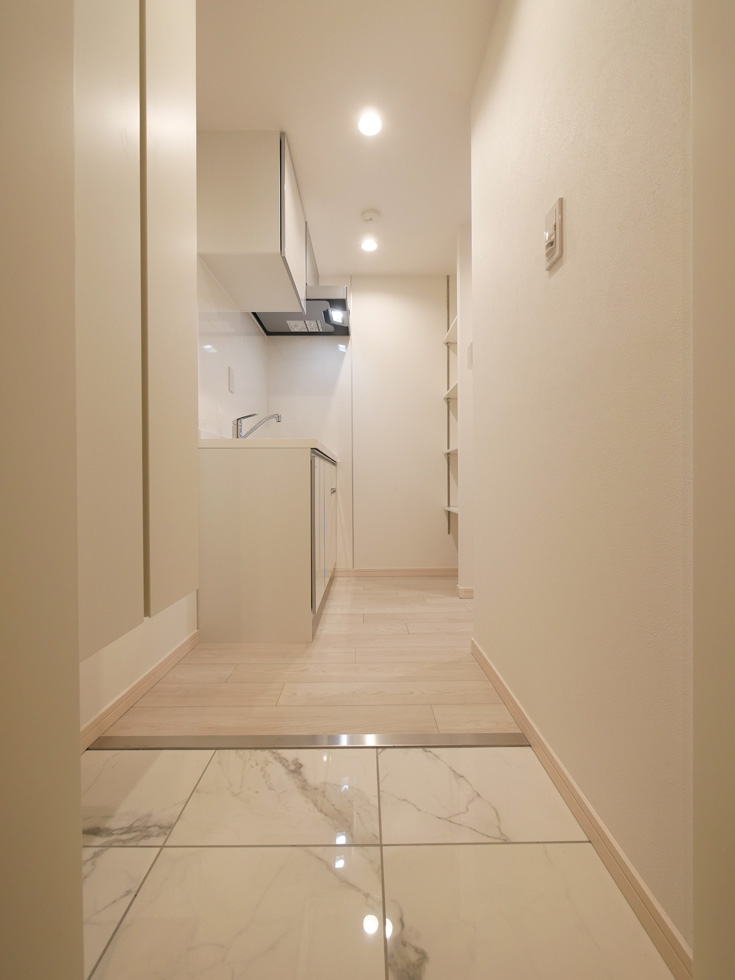 ラフィスタ蓮根3階 内観