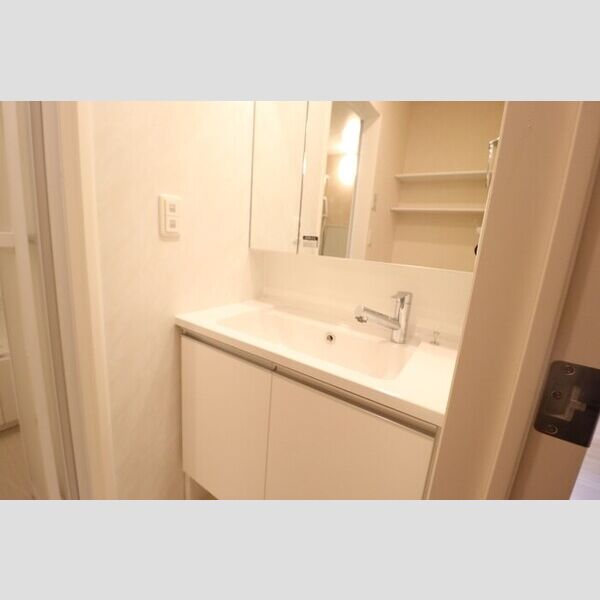 カンパーナ101号室 洗髪洗面化粧台