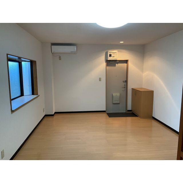 プレゼントコート103号室 リビング