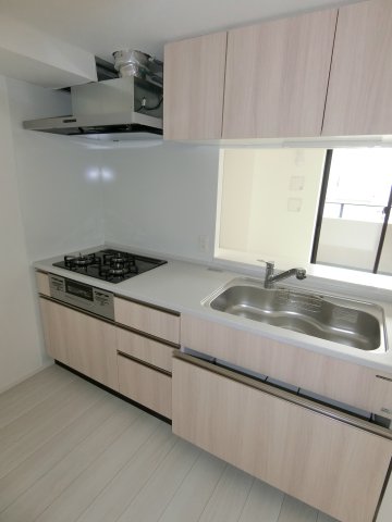 ｅｋｉｓｍ国立 キッチン