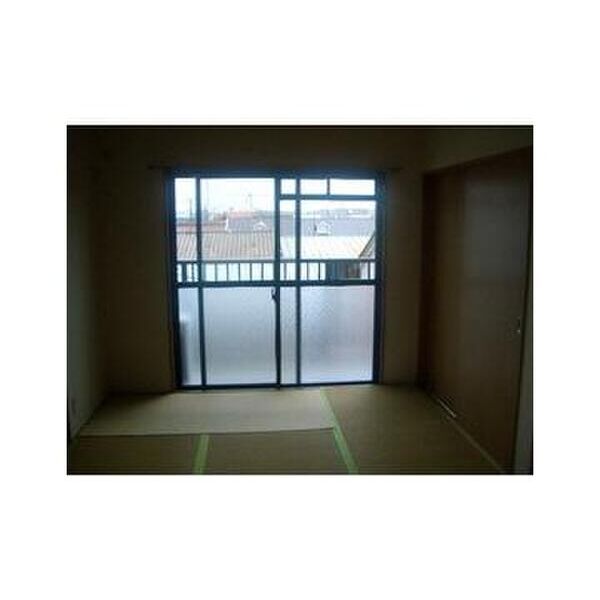 ファミール芝下202号室 同建物別部屋の参考画像