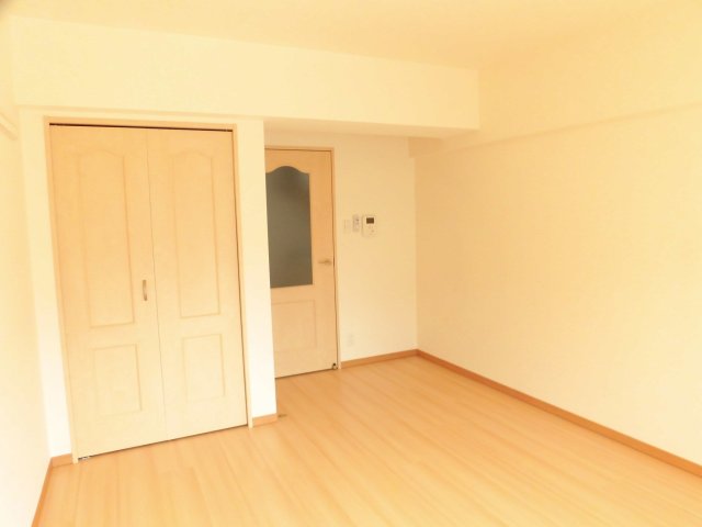 ＹＯＫＯＨＡＭＡ　ＡＲＴ　ＨＩＬＬＳ　ＺＥＲＯ0702号室 同建物別部屋の参考画像