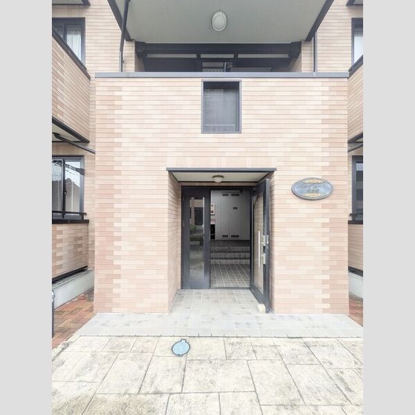 ベルデュール　弐番館102号室 エントランス