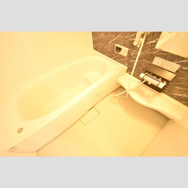 K・fines　B棟101号室 追い焚き+浴室換気乾燥機付き