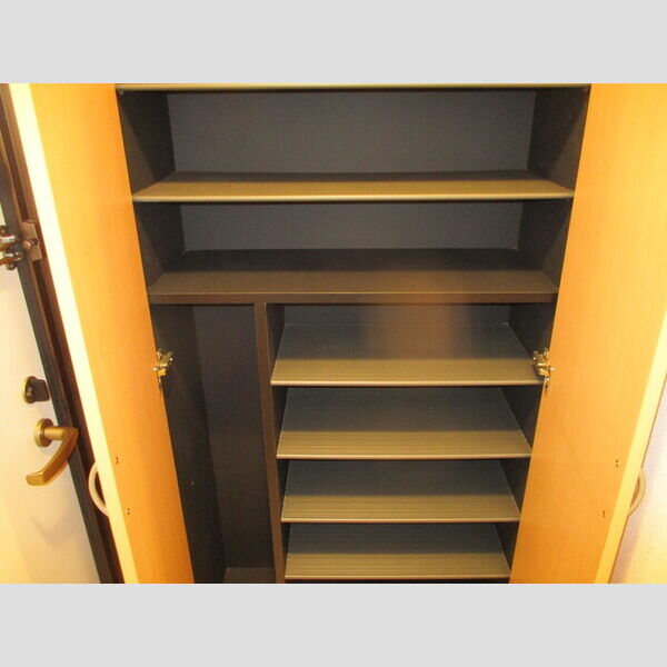 ノーベルパーク　15・16・1716-206号室 シューズボックス