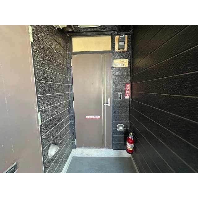 ヒルズ川口Ａ　旧澤田ハイツＡ号棟102号室 玄関