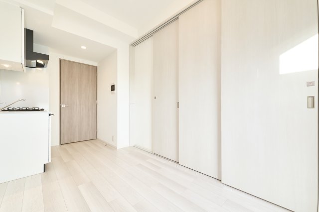 プラウドフラット亀戸ステーションプレイス305号室 リビング