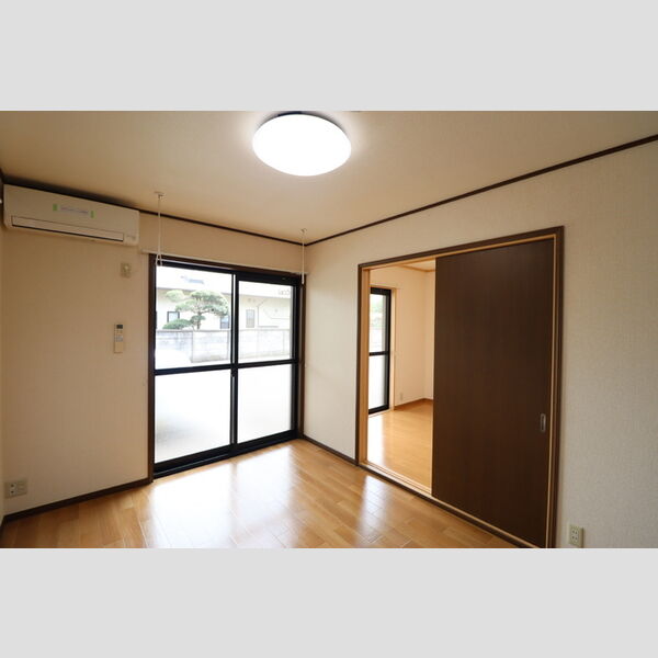 サマックス　プラトー 洋室