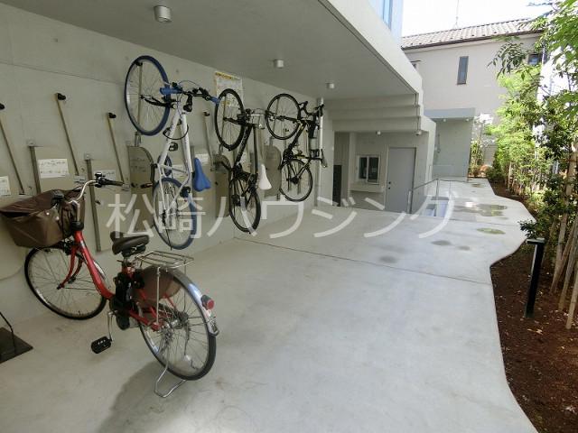 blue palette 中野平和の森1階 部屋その他