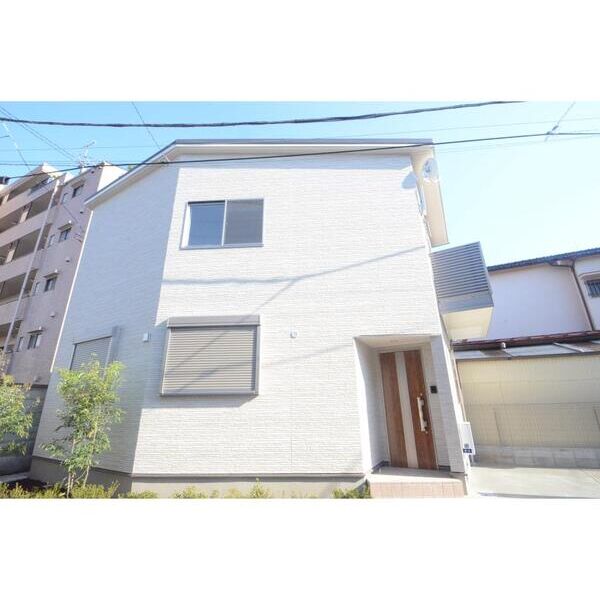 宝町1丁目戸建の外観画像