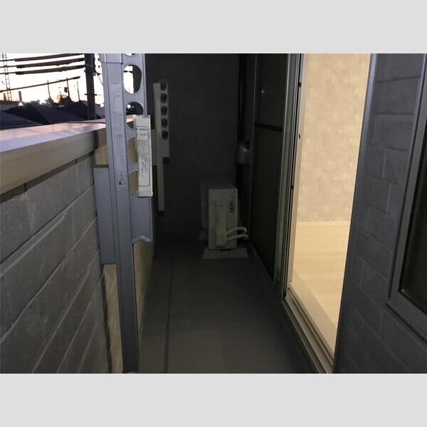 リーブルファイン浦和美園302号室 バルコニー