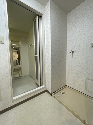 レクセルプラザ西川口5階 洗濯機置き場　※前回募集時2023年3月撮影