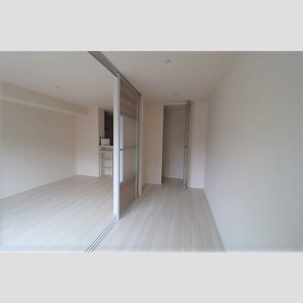 ロータスヒル102号室 洋室