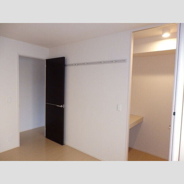 アヴニール21107号室 107洋室