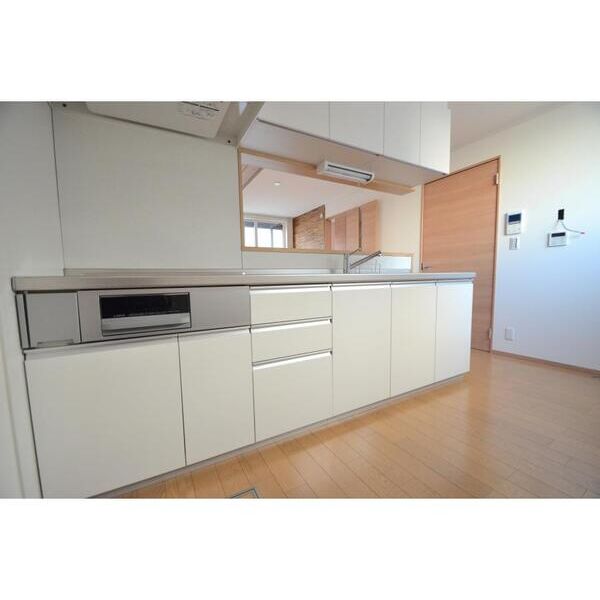 フォレストメゾン聖蹟B104号室 キッチン