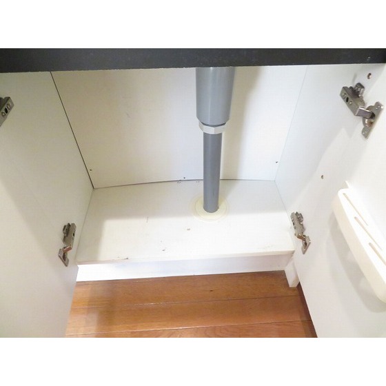 クレール・カサベルデ0401号室 キッチン下収納