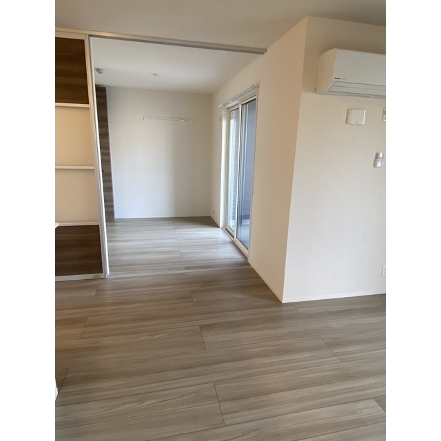 Grand Hills1階 内観