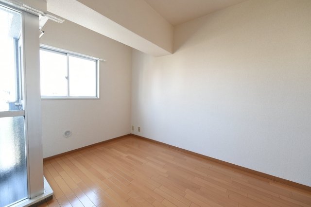 ニューライフ新宿東6階 同建物別部屋の参考画像