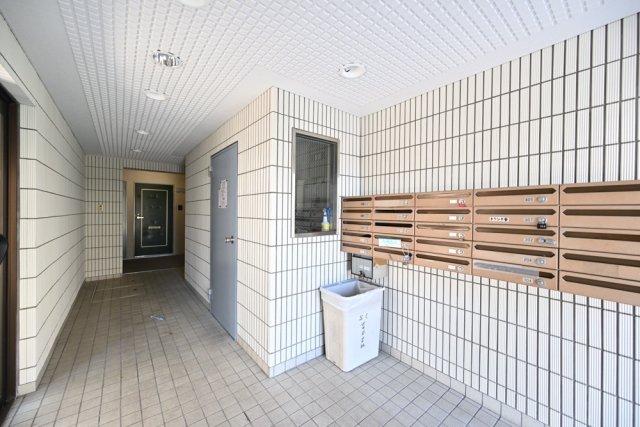 スカイコート世田谷若林1階 エントランス