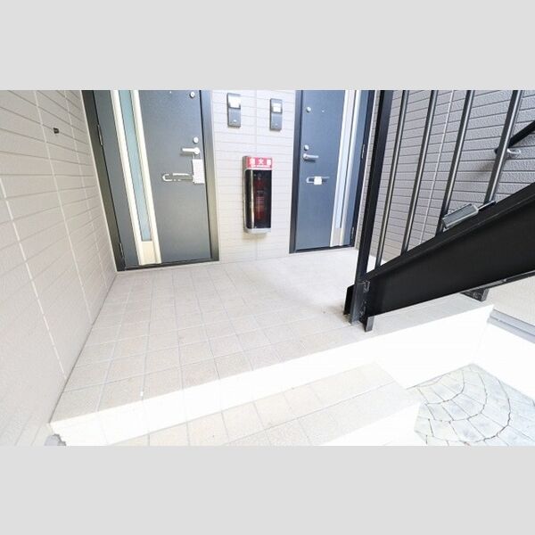 サンライズ　D102号室 ホール