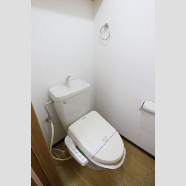 G・MウエストハイツB101号室 温水洗浄暖房便座