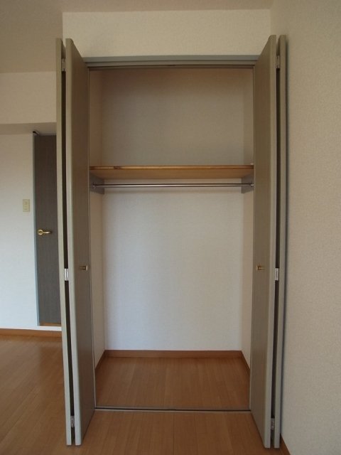 クリオ宮前平２番館303号室 同建物別部屋の参考画像