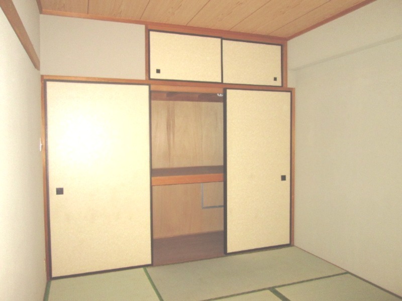 パレ岸町1階 ※別部屋参照