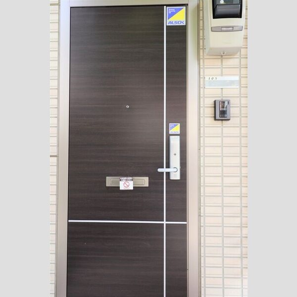 ショウリュウ秋津 玄関