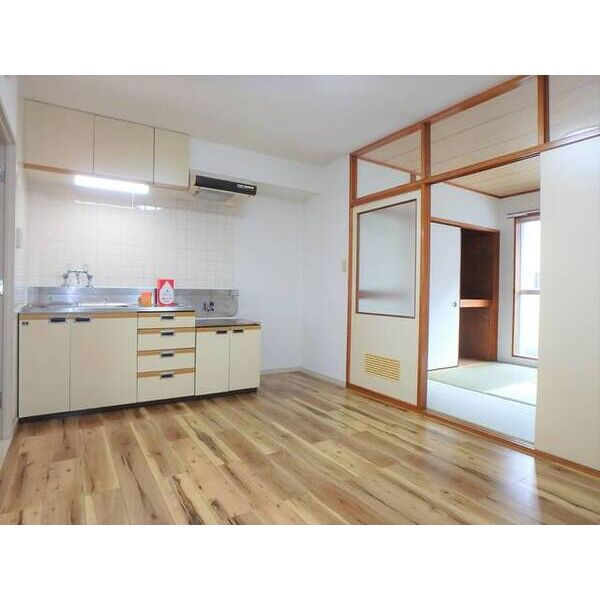 ボザールマンション0102号室 キッチン