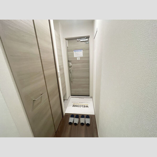 D-ROOM八幡町202号室 玄関