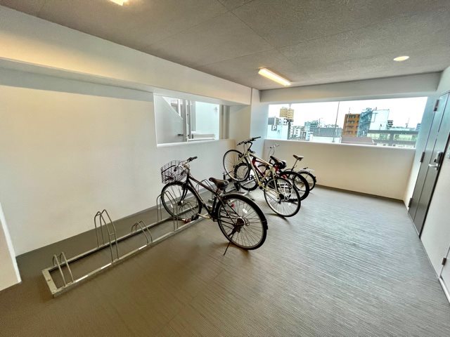 レジディア蒲田12階 駐輪場