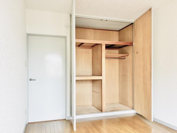 ＴＳ習志野ハイム2階 リビング